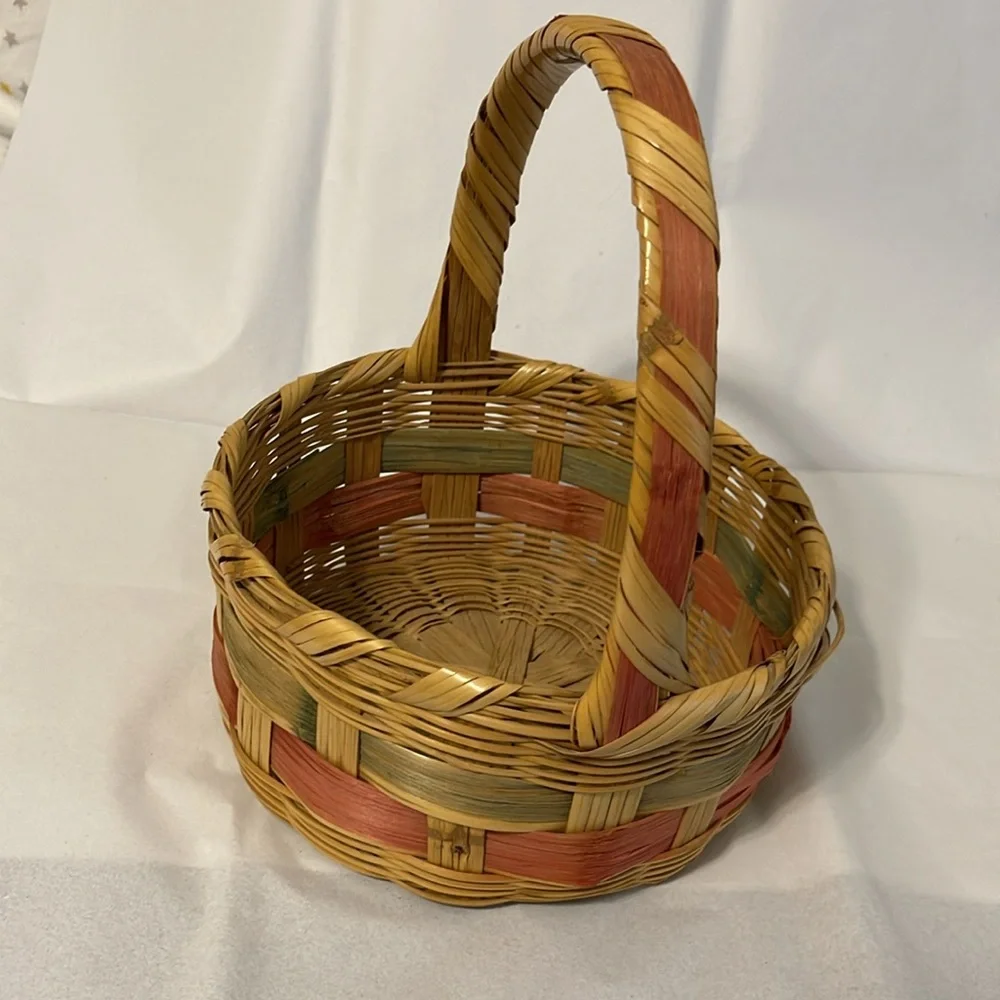 🐇 Easter Basket~ Mini Size~ EUC~Perfect Size for Toddlers~🐇